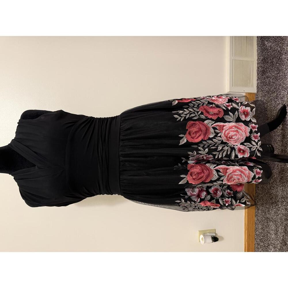 SLNY Black Sleeveless Midi Dress with Pink Floral Embroidery Size 12